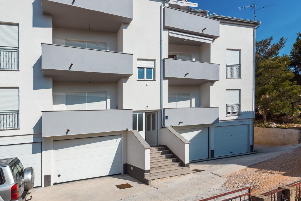 Apartment Marita Zaboric Esterno foto